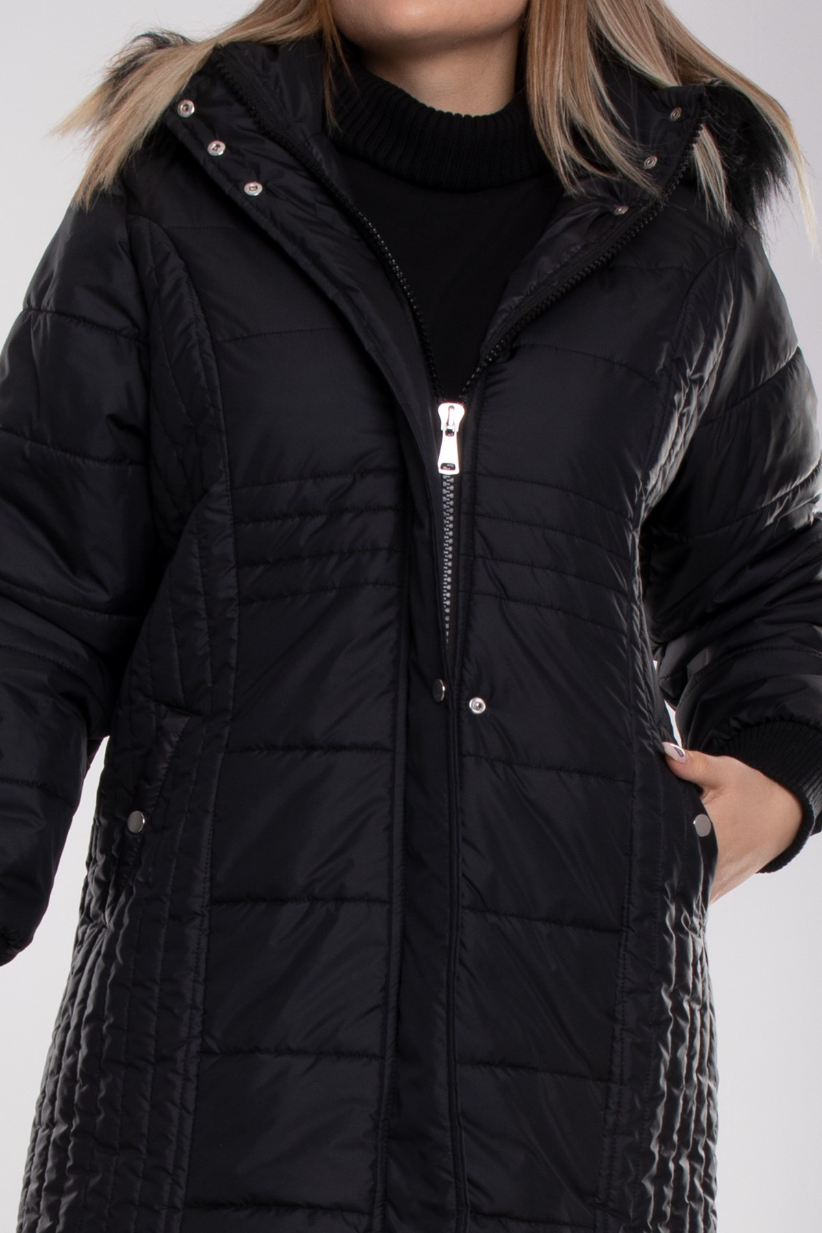 9754 Büyük Beden Kapitone Kapüşonu Kürklü Astarlı Uzun Kadın Mont