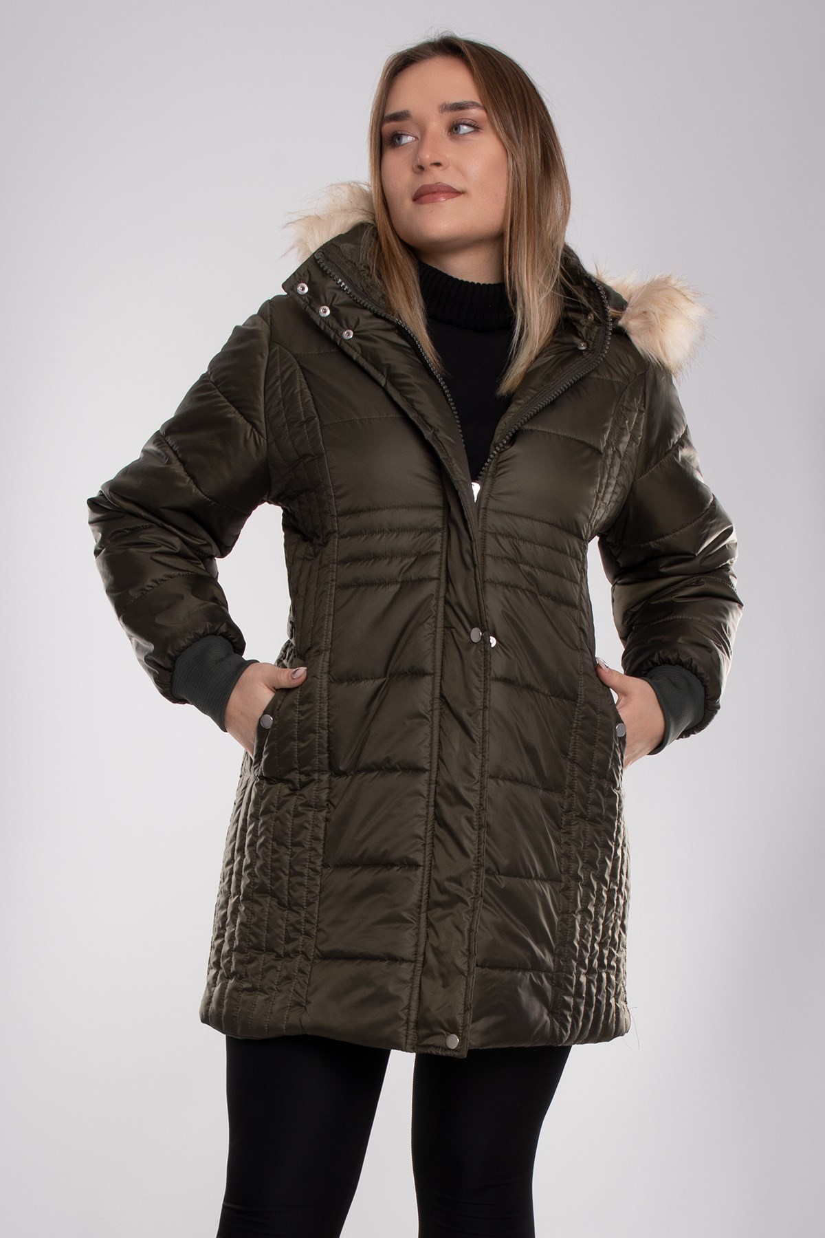 9754 Büyük Beden Kapitone Kapüşonu Kürklü Astarlı Uzun Kadın Mont