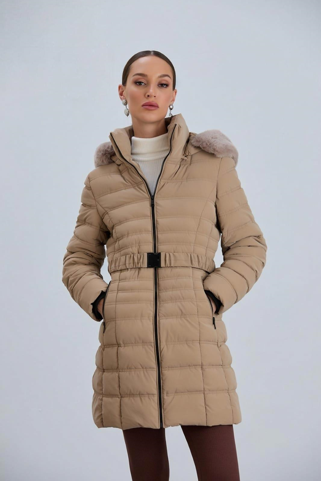 AÇELYA25 Kapüşonlu Kmerli Parlak Uzun Kadın Şişme Mont