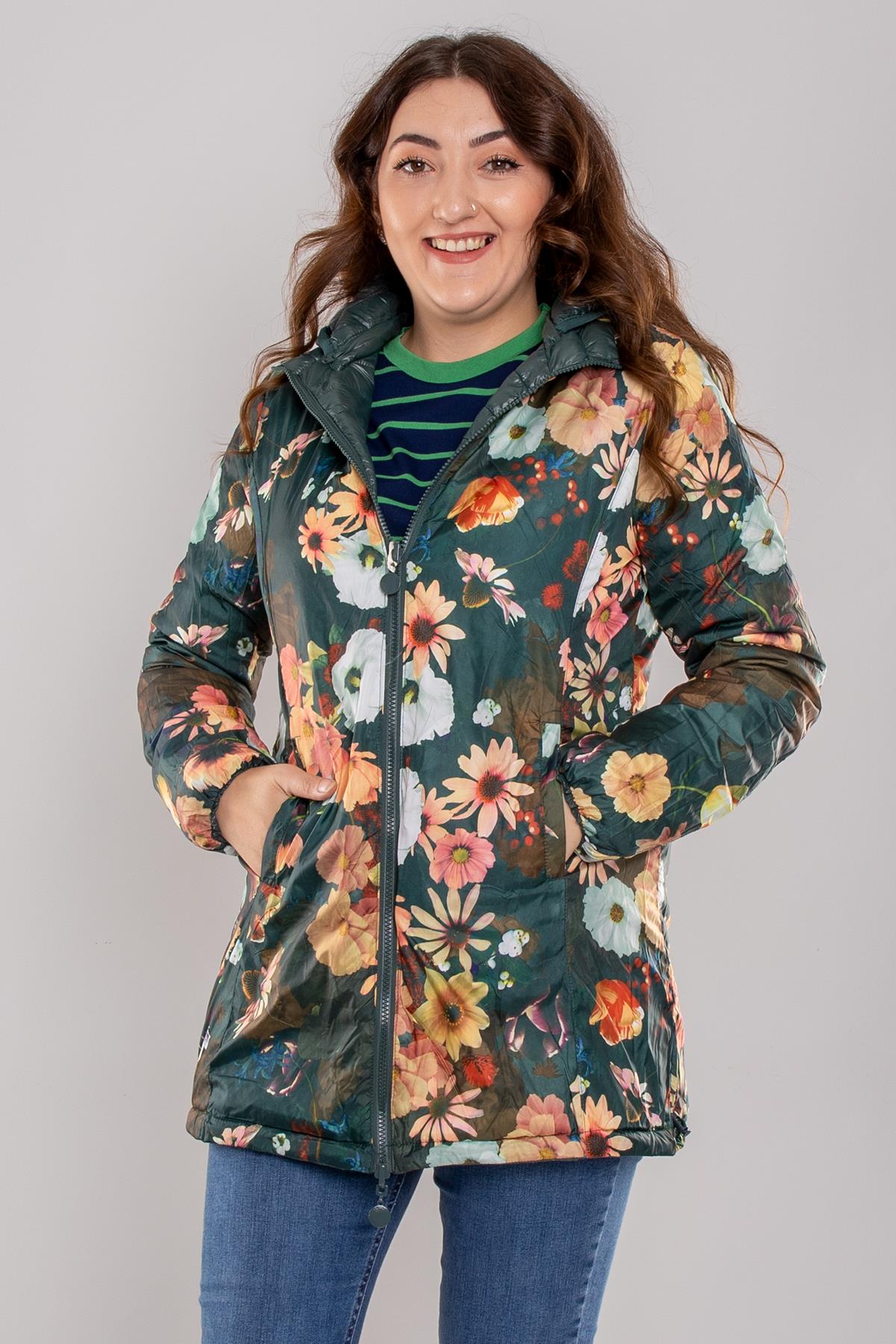 HV959 Slimfit İçi Çiçek Desen Kapüşonlu Eteği Büzgülü Kapitone Mont