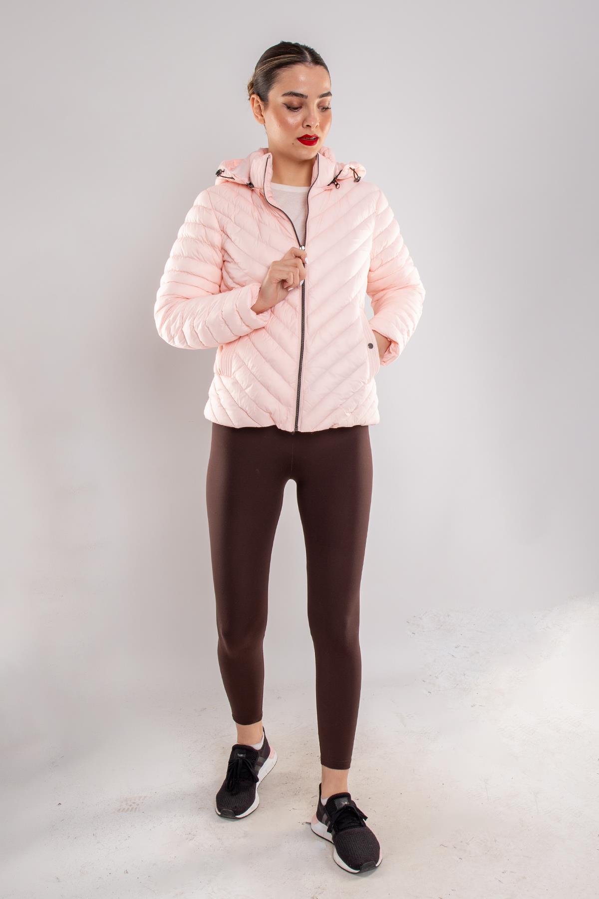 JAKLİN Slimfit Cep Çıtçılı Kapüşonlu Kısa Şişme Mont