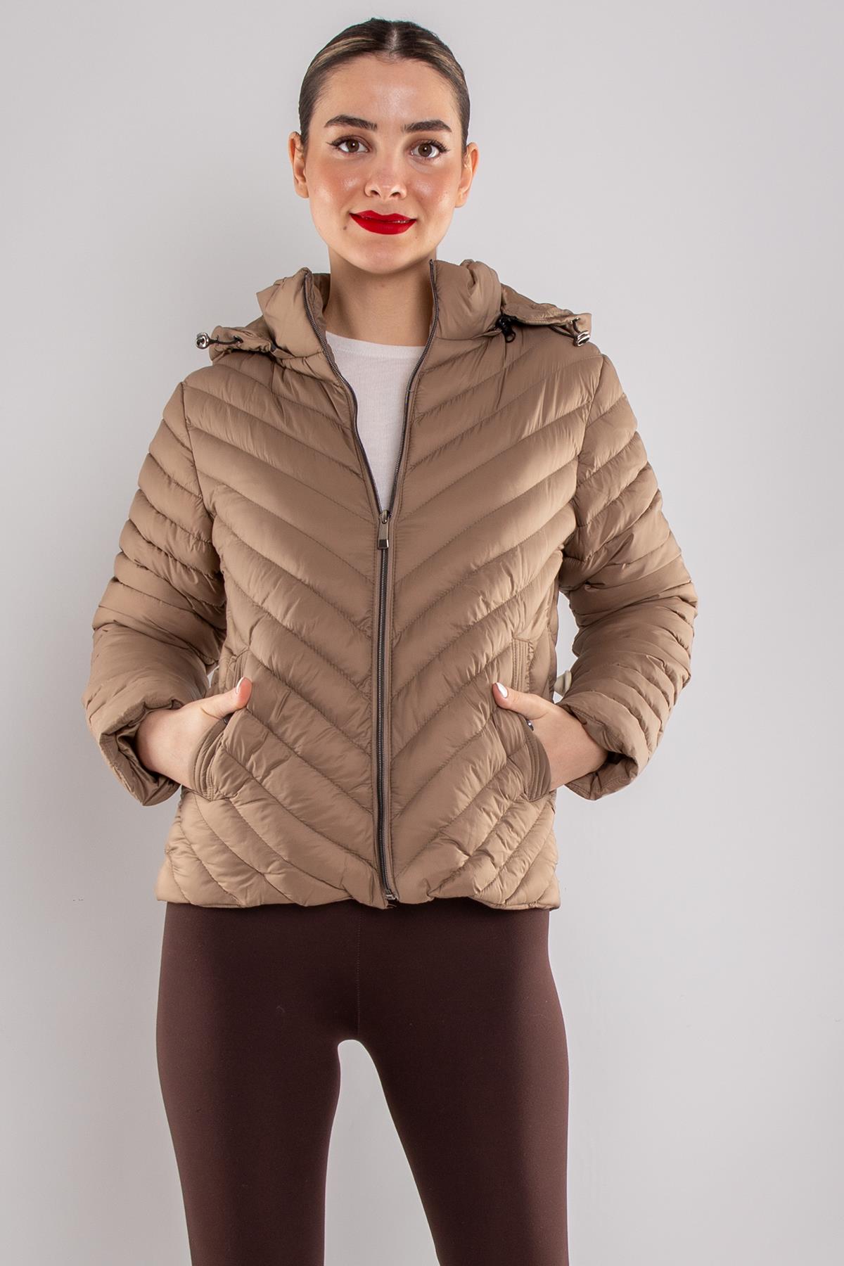 JAKLİN Slimfit Cep Çıtçılı Kapüşonlu Kısa Şişme Mont