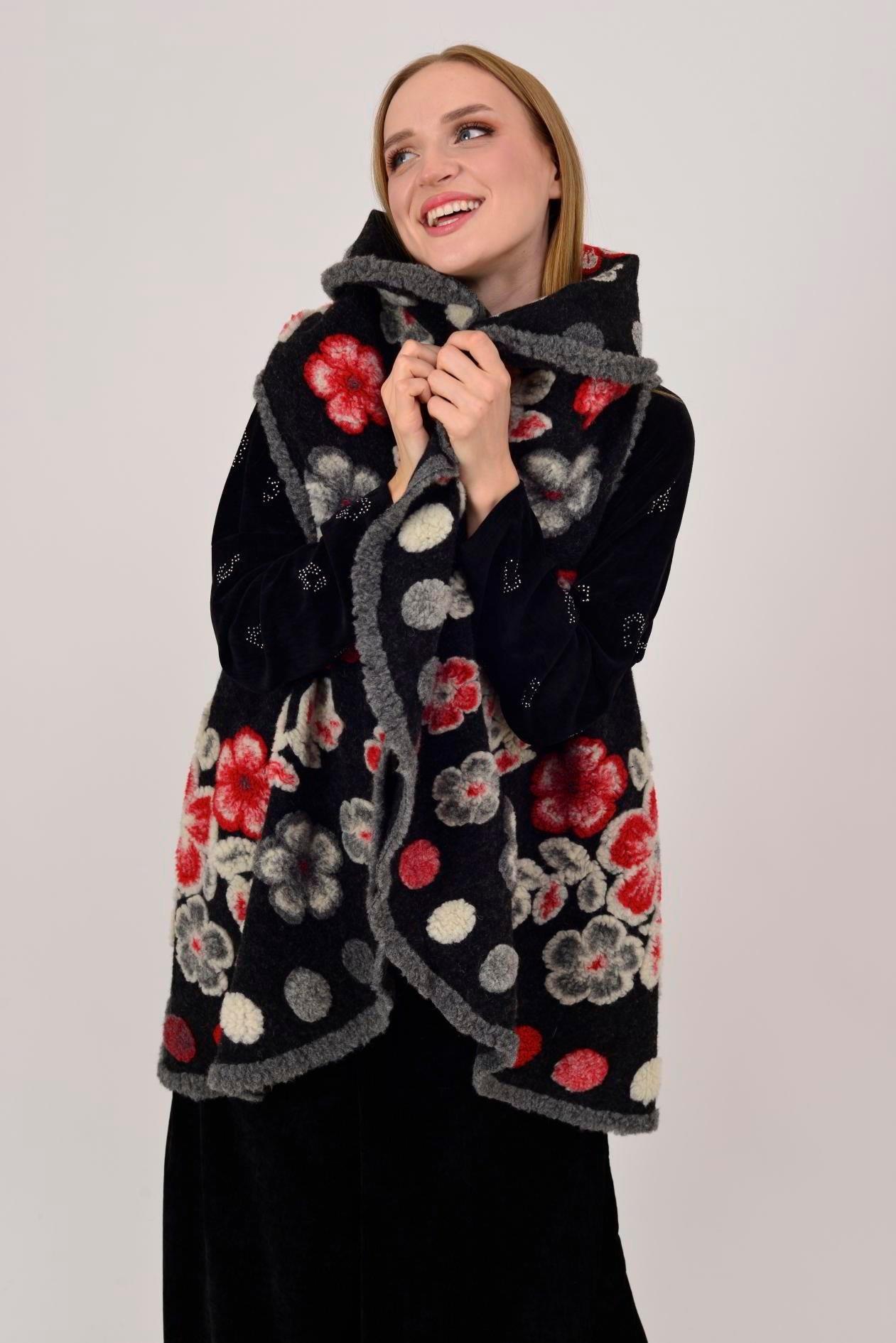 K031 Çiçek Desen Kabartmalı Keçe Yelek