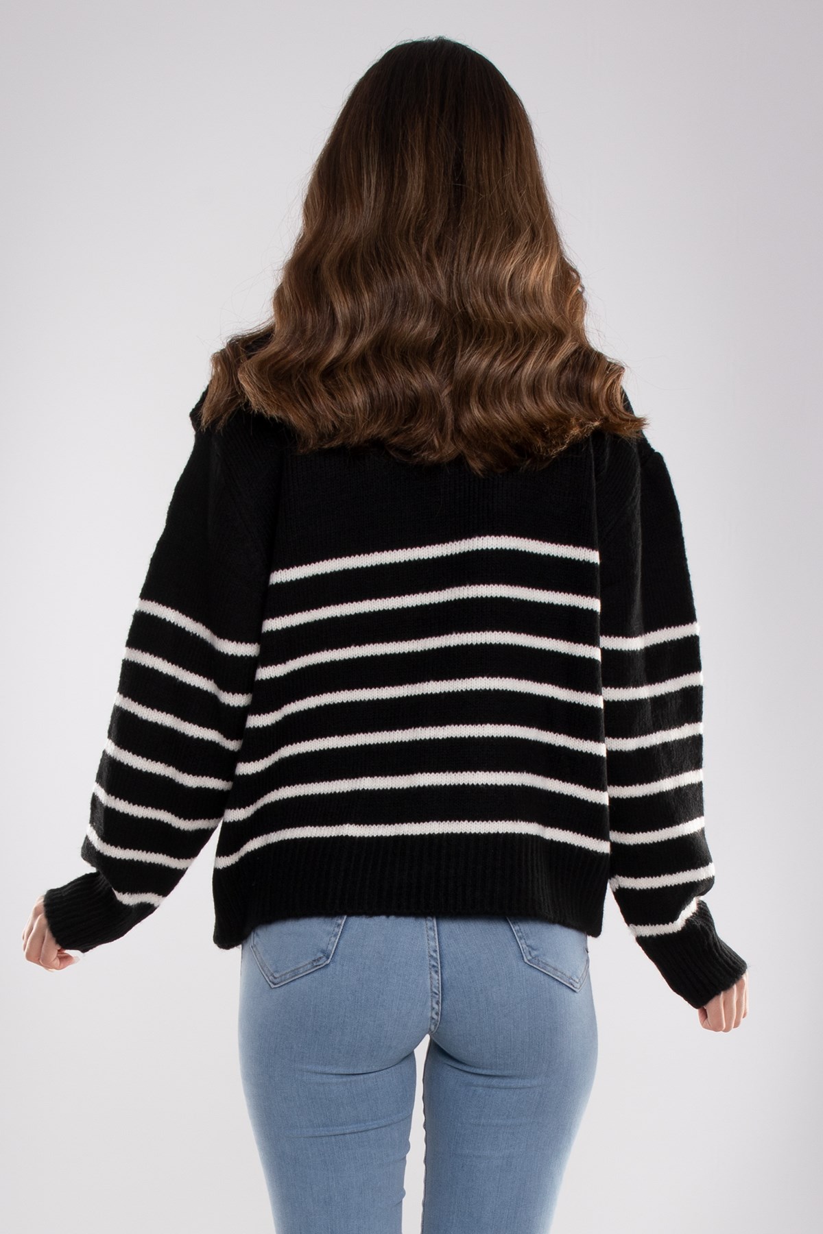 T93553 Yarım Balıkçı Çizgili Omuz Düğmeli Triko Kazak