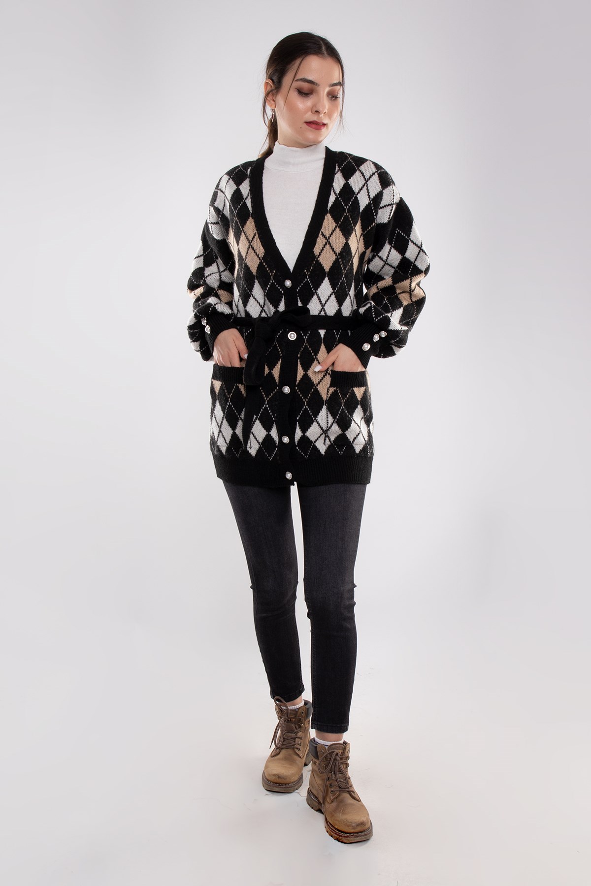 T93723 Cepli Baklava Desen İnci Düğmeli Triko Hırka