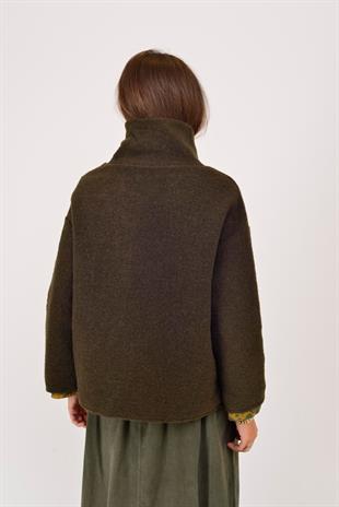 08023 Düz Desen Düğmeli Keçe Kaban