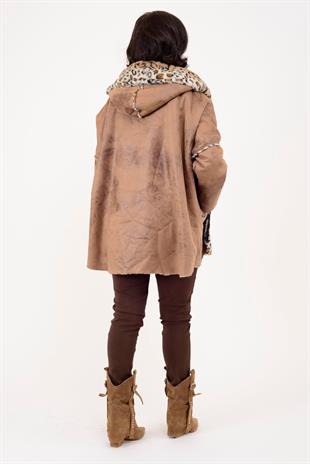 10299-10 Leopar Desen İçi Peluş Kürklü Kapüşonlu Kadın Keçe Kaban