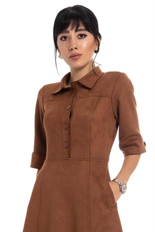 1240 Eteği Kloş Süet Elbise