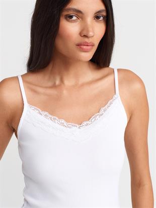21015 Askılı Dantel Detay Top Crop