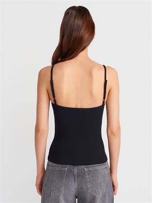 21015 Askılı Dantel Detay Top Crop