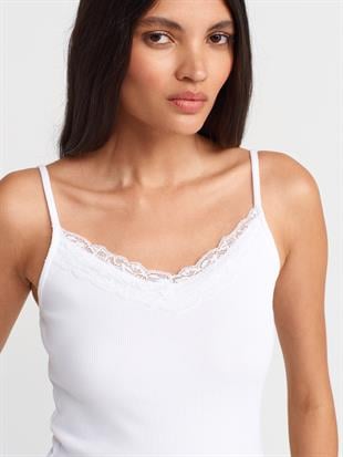 21015 Askılı Dantel Detay Top Crop