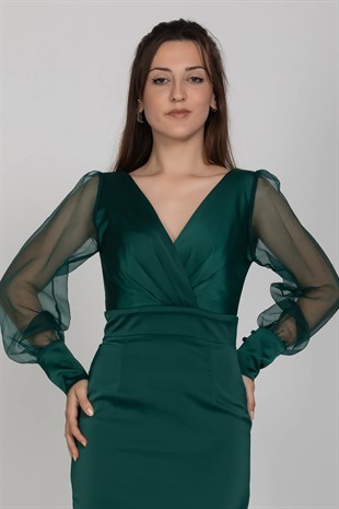 3042 Kruvaze Yaka Organze Tül Kol Kısa Saten Elbise