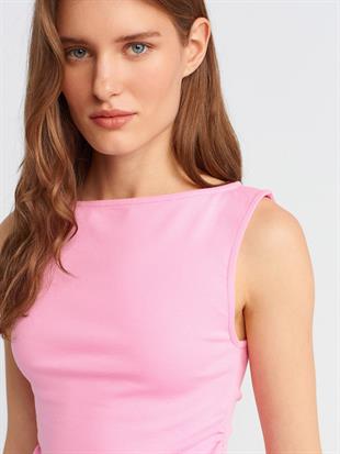 31589 Büzgülü Kayık Yaka Top Crop