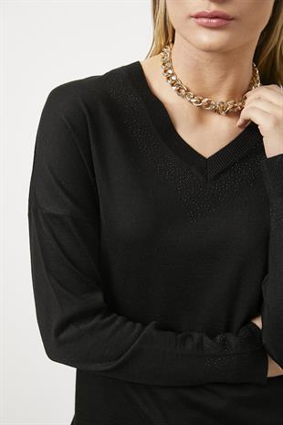 32428 Yakası Taş Detaylı Dökümlü Triko Kazak