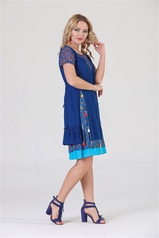 3821 BB Yakası Çiçekli Otantik Elbise
