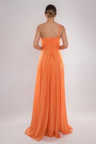 4082 Tek Omuz Beli Drape Eteği Fırfırlı Kristal Uzun Elbise
