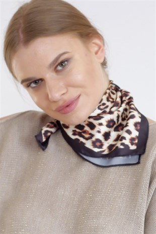 412 LEOPAR DESENLİ FULAR