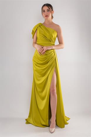 465 Tek Omuz Beli Drape Kuyruklu Saten Uzun Elbise