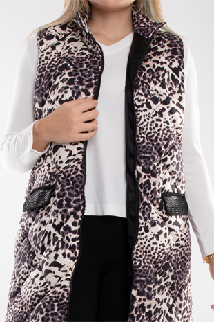 47528 Büyük Beden Leopar Desen Fermuarlı Taş Detay Uzun Kapitone Yelek