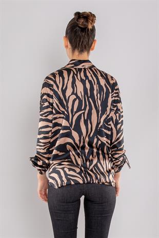50630-4 Leopar Desen Kol Ucu Beli Bağcıklı Saten Bluz