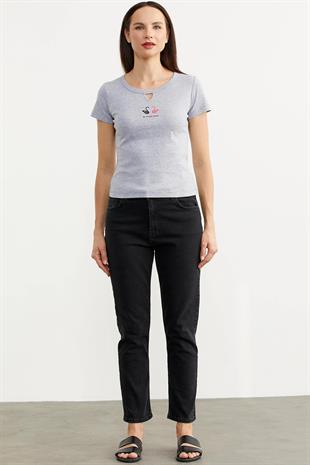 60021 Öpücük Yaka Kısa Kol Tshirt