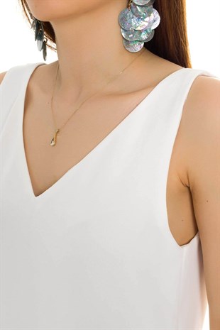 81235 V Yaka Askılı Astarlı Krep Bluz