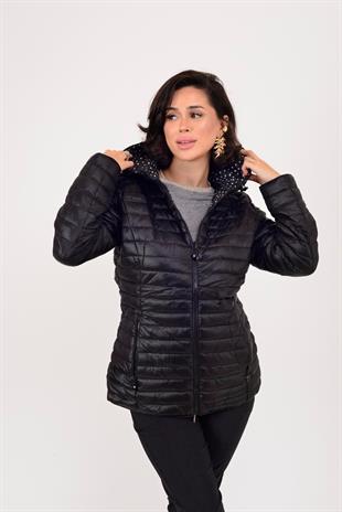 8966 İçi Puantiyeli Kapitone Kapüşonlu Mont