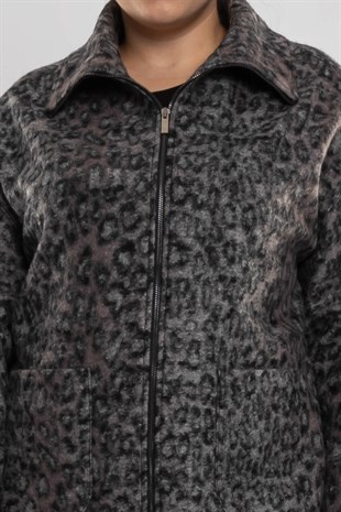 K3205 Büyük Beden Leopar Desenli İçi Astarlı Kadın Mont
