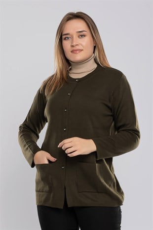 T28063 Cepli Düğmeli Büyük Beden Kısa Kadın Hırka