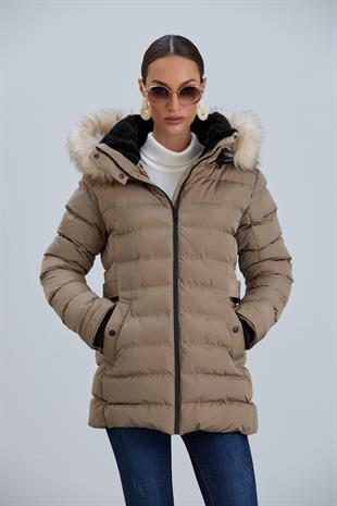 YASMİN25 Kapüşonu Kürklü Beli Çıtçıtlı Slimfit Detay Mont