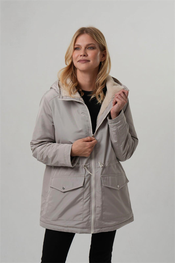 VİOLET Kapüşonlu Bele Bağcıklı İçi Peluş Kürklü Kadın Mont