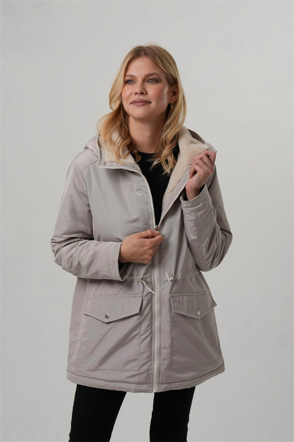 VİOLET Kapüşonlu Bele Bağcıklı İçi Peluş Kürklü Kadın Mont