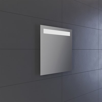 Bergama 60x65 cm LED Aydınlatmalı Ayna TR9009C