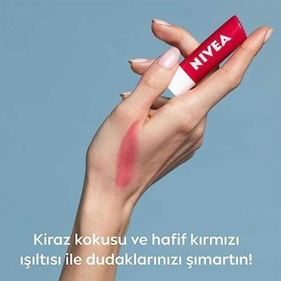 NIVEA Kiraz Dudak Bakım Kremi, 24 Saat Nem, Dudak Bakımı, Kiraz Kokusu, Hafif Kırmızı Işıltı (4,8gr)