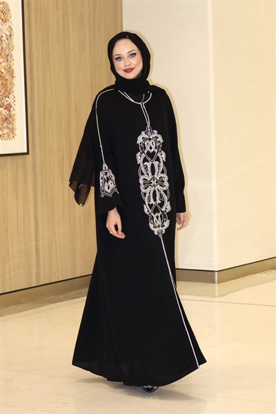 AVİNA ABAYA