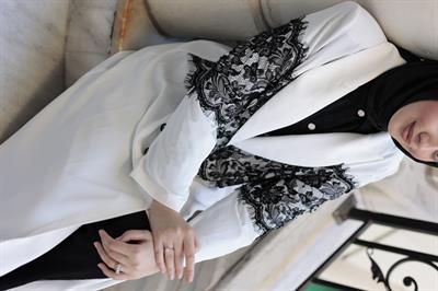 ELİZE ABAYA