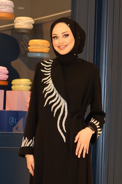 NADYA ABAYA