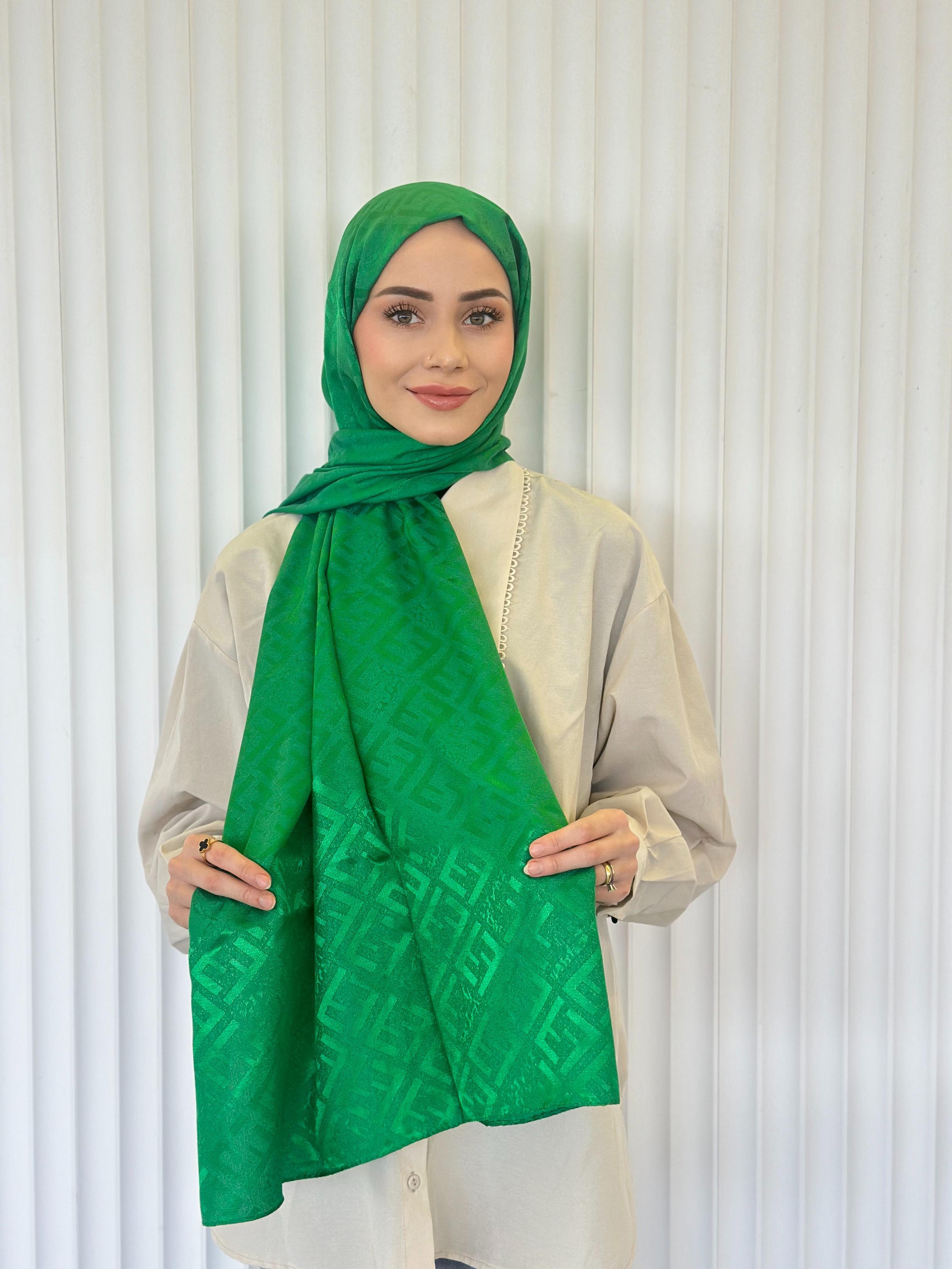 Benetton - F Desen Parlak Şal