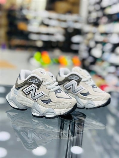 Yeni Sezon Gri Spor Ayakkabı