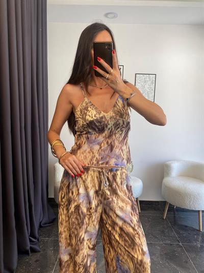 Desenli Tül Detaylı Bluz Pantolon Takımı