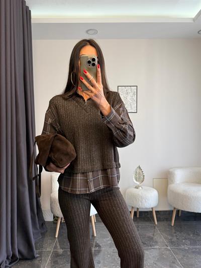 Acı Kahve Gömlek Detaylı Triko Takım