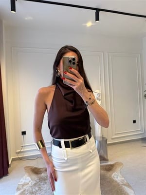 Acıkahve Halter Yaka Saten Bluz