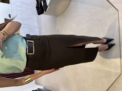 Acıkahve Kemerli Önden Yırtmaçlı Etek 