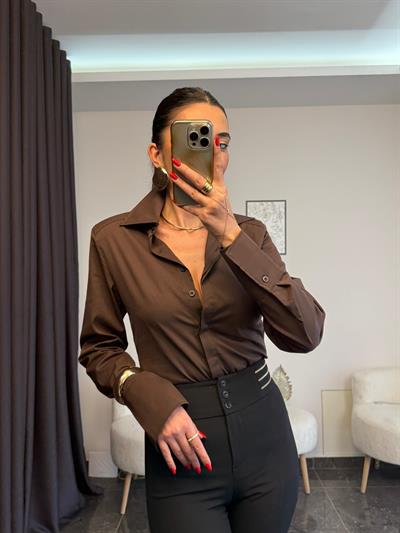 Acıkahve Vatkalı Omzu Dikişli Slim Fit Gomlek 