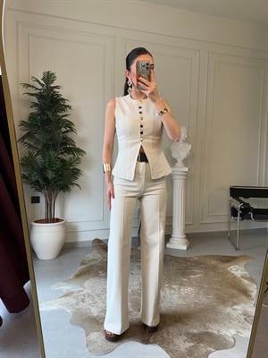 Bej Gold Düğme Detaylı Yelek Pantolon Takımı