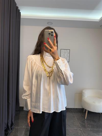 Beyaz Hakim Yaka Gömlek