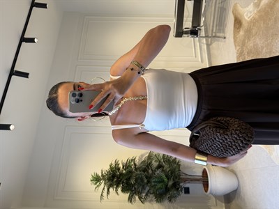 Beyaz Salyangoz Aksesuarlı Bodysuit