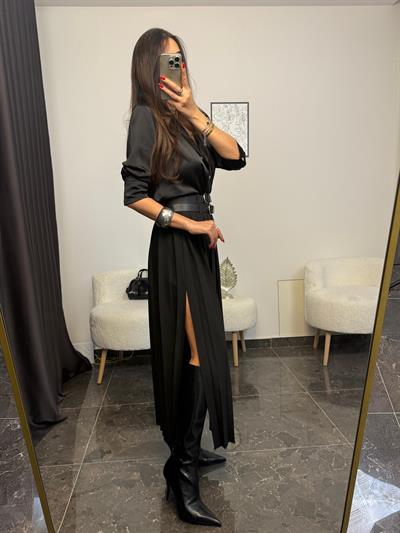 Çift Kemerli Tek Yırtmaçlı Pileli Etek 