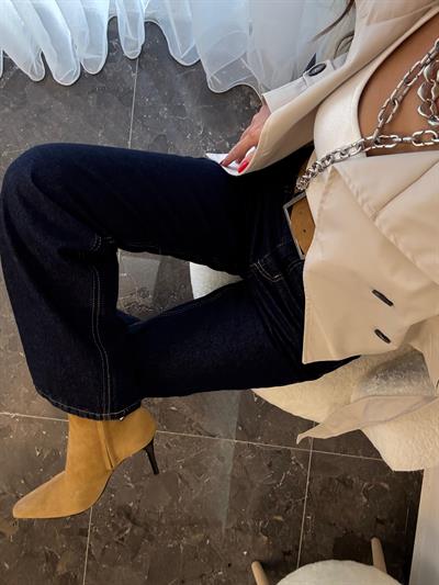 Dik Yaka Taş Renk Trenç