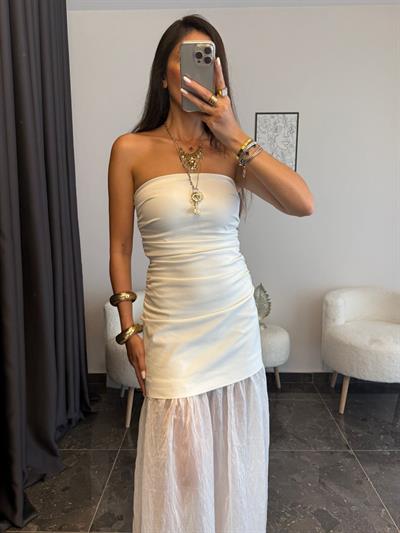 Drapeli Tül Detaylı Straplez Elbise